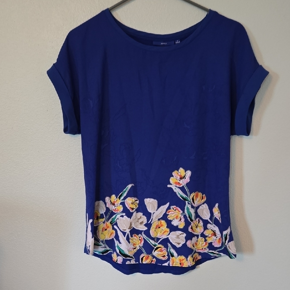 Apt. 9 Royal Blue Floral Short Sleeve Top Size Small
